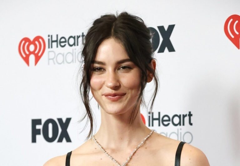 Gracie Abrams