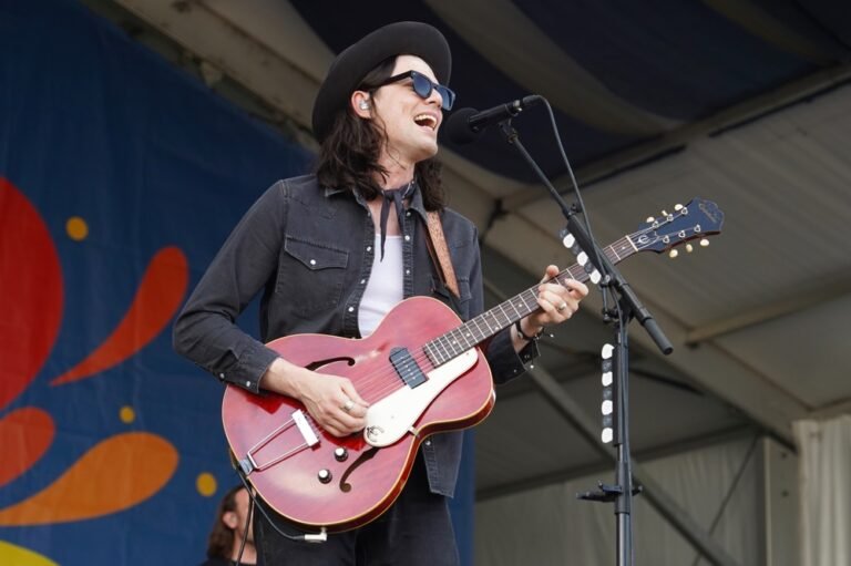 james bay 2
