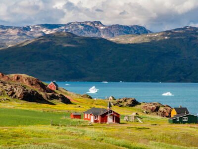 Greenland (2,130,800 km²)