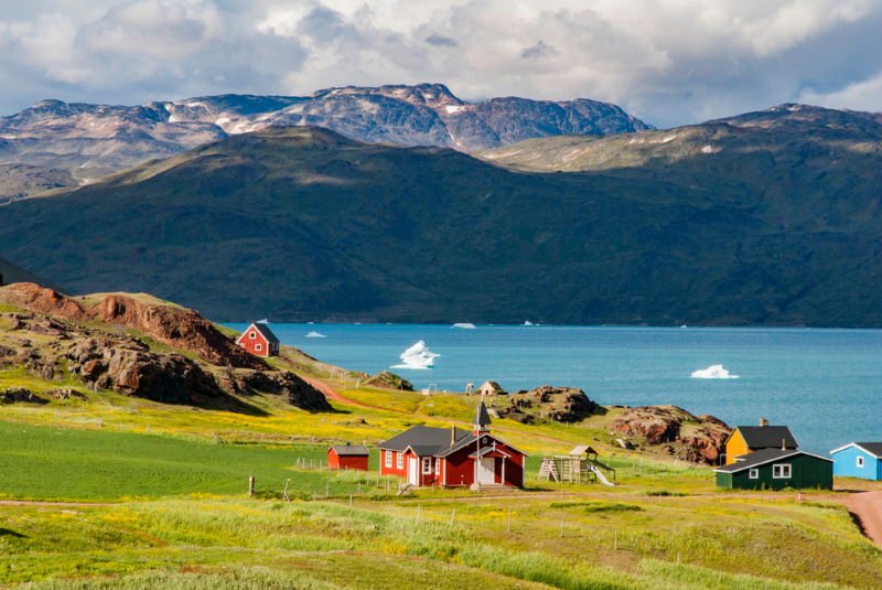 Top 10 Largest Islands in the World (From Greenland to Sumatra)