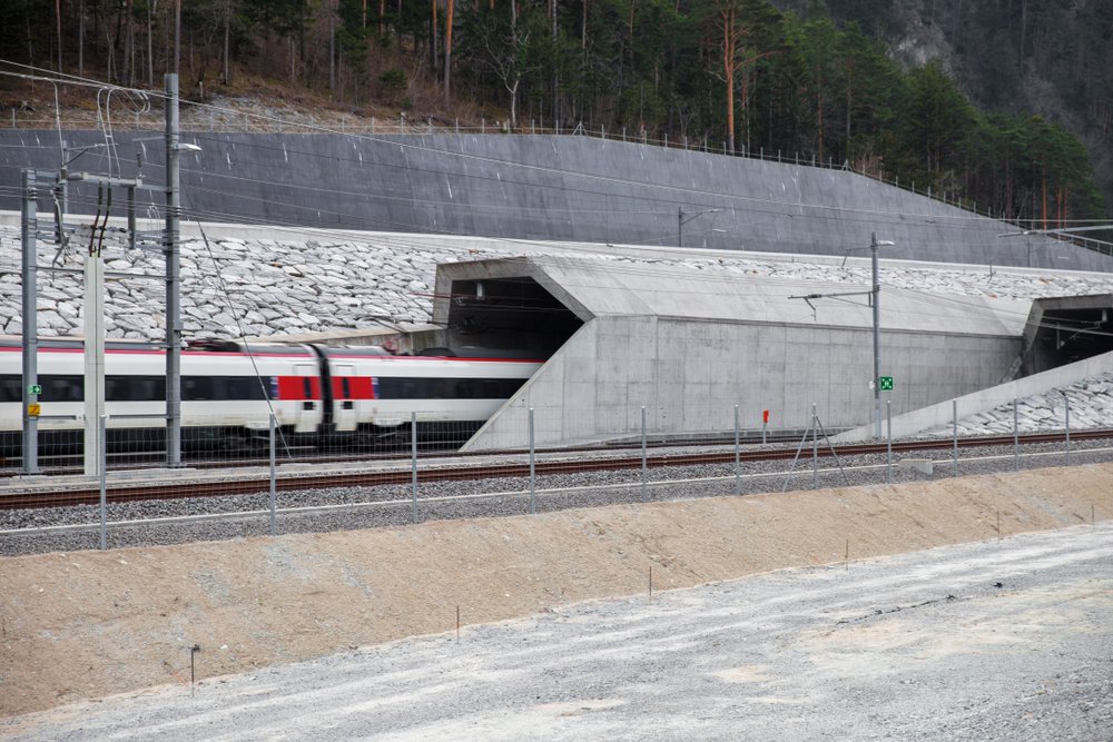 Top 10 Longest Tunnels in the World (Rail and Road)