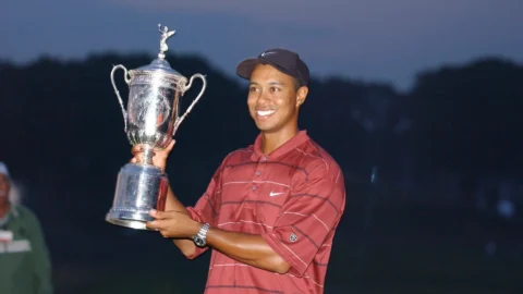 Top 10 Best Golfers of All Time