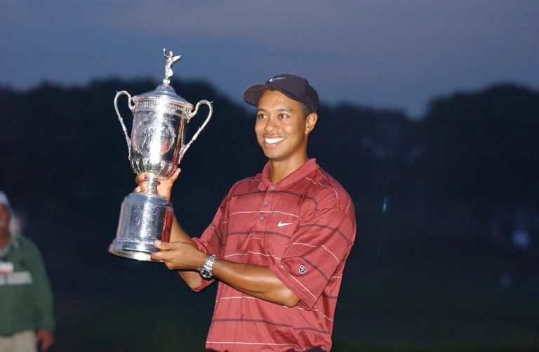 Top 10 Best Golfers of All Time