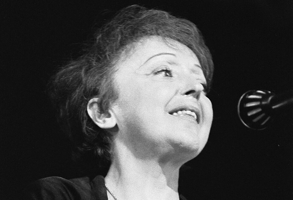 Top 15 Best French Female Singers of All Time