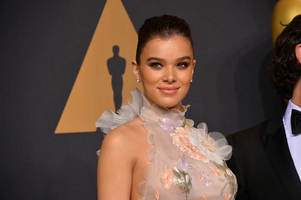 Top 10 Best Hailee Steinfeld Films