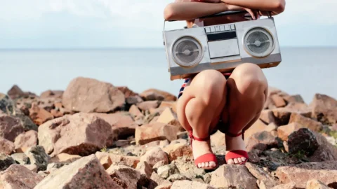 Top 10 Best Summer Hits of the '80s