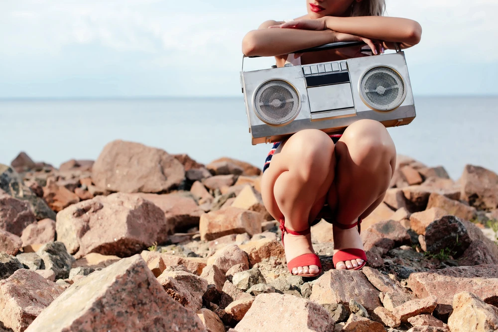 Top 10 Best Summer Hits of the ’80s