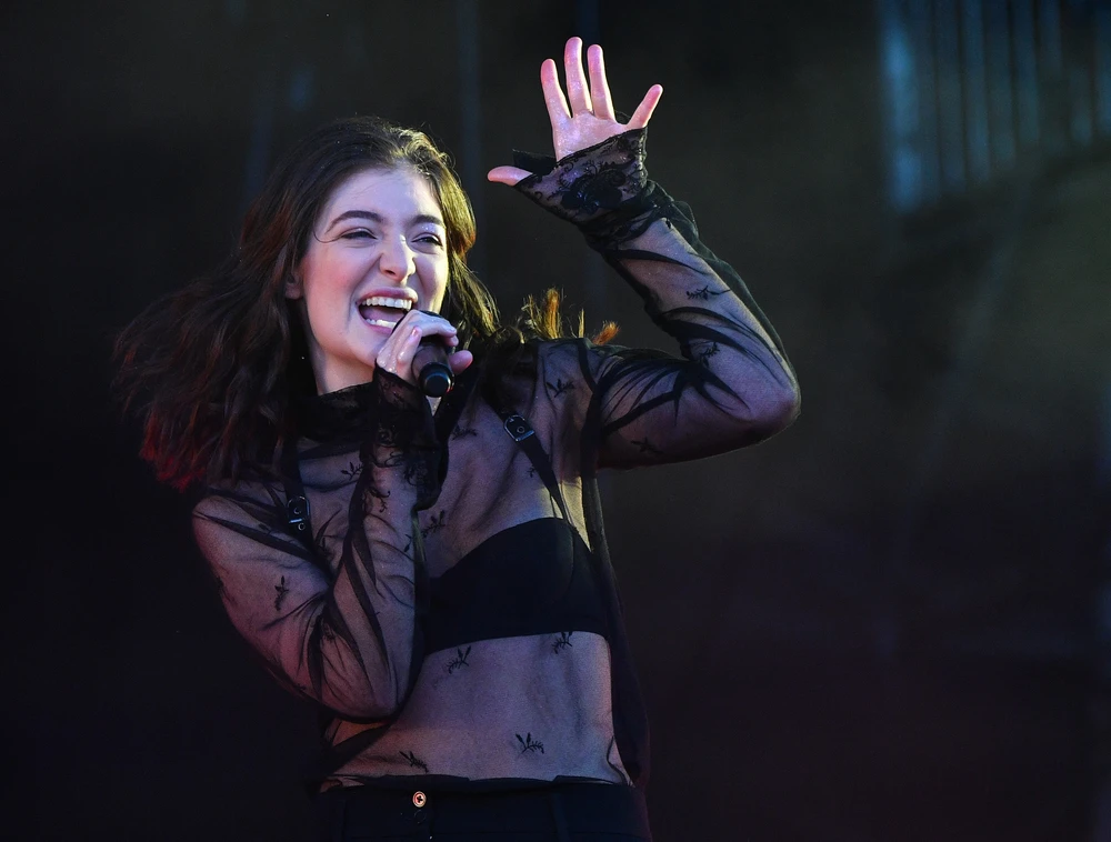 Top 10 Best Songs by Lorde