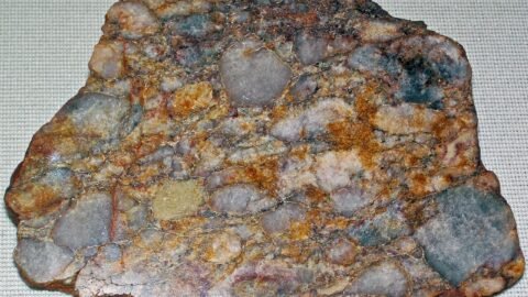 Jack Hills Zircon (4.4 billion years)