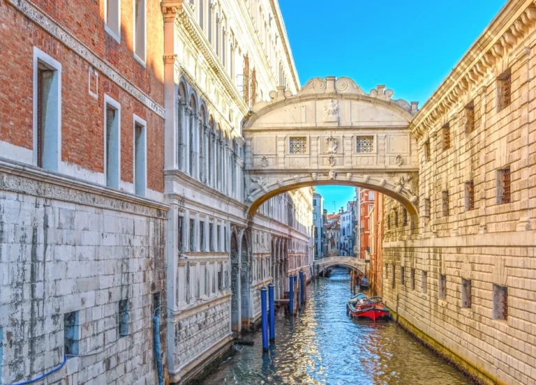 Top 10 Most Overrated Holiday Destinations in the World