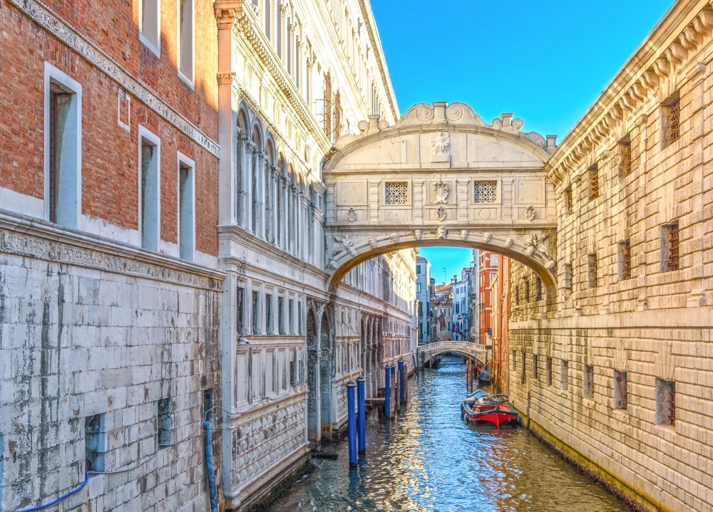 Top 10 Most Overrated Holiday Destinations in the World