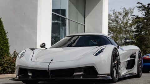 Koenigsegg Jesko Absolut (531 km/h - theoretical)