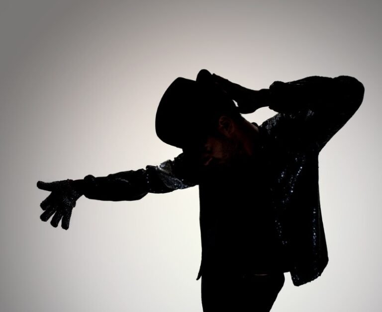 Top 15 Greatest American Male Singers of All Time
