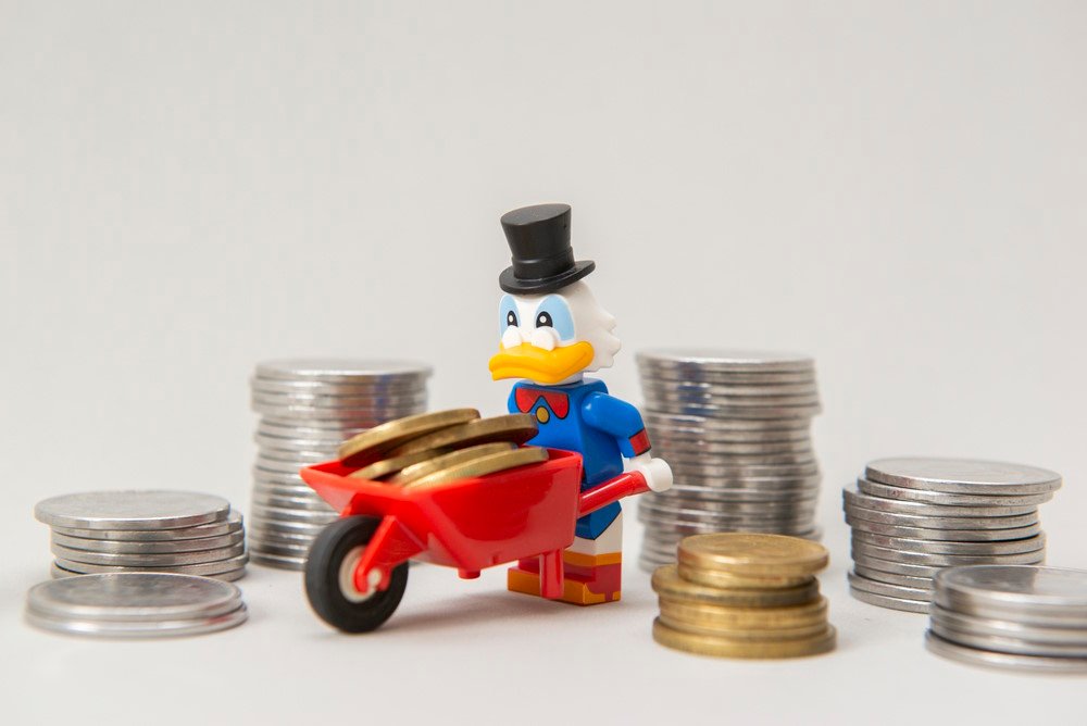 10 Richest Fictional Characters